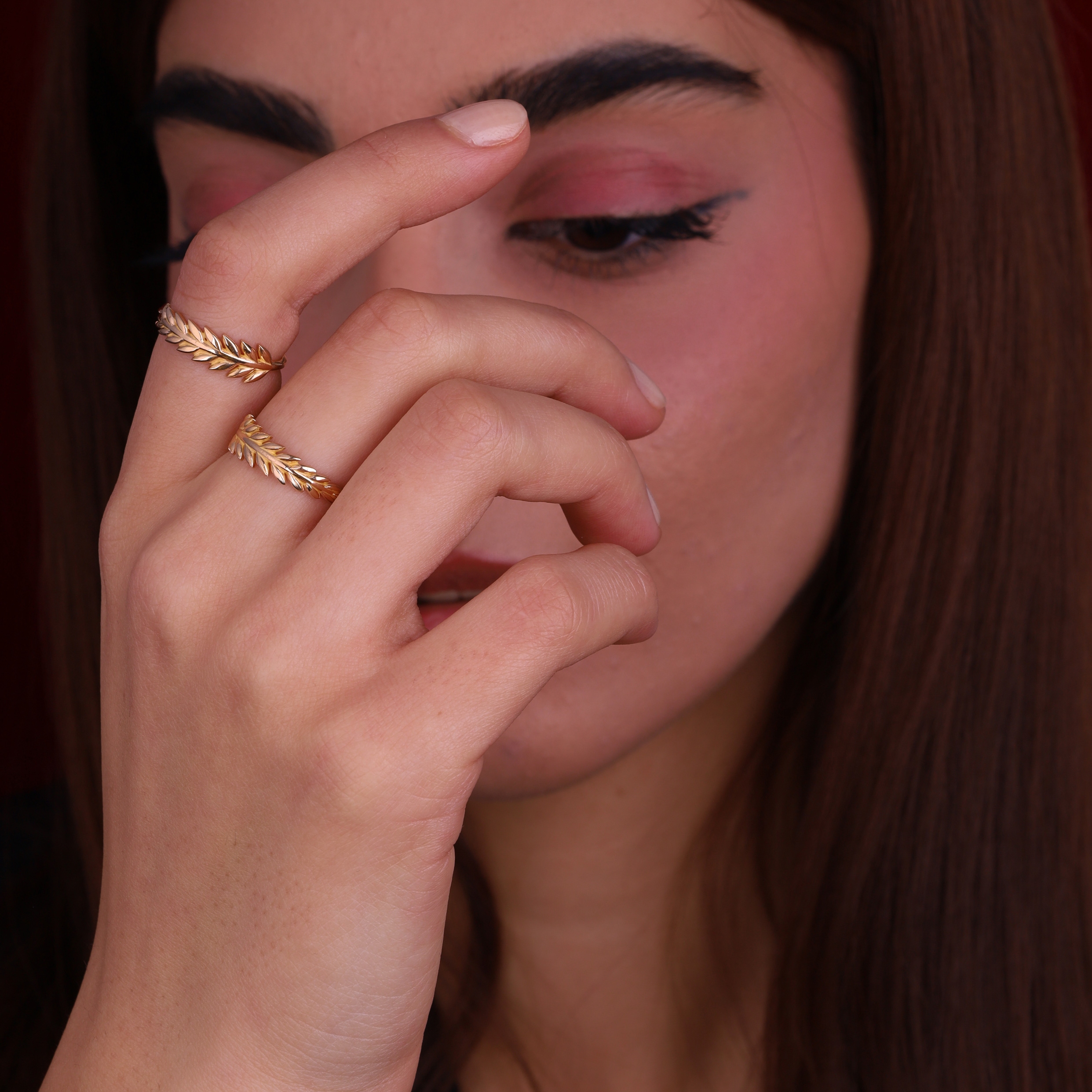 انگشتر طلا زنانه ۱۸ عیار طرح دنیز - تصویر 1